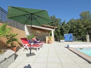 Villas Modern Villa with Private Swimming Pool in L denon : photos des chambres