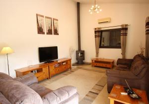 Pissouri Bay Bungalow