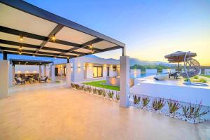 Villa Solaris Heated Pool & Jacuzzi Chania Greece