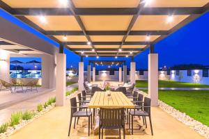 Villa Solaris Heated Pool & Jacuzzi Chania Greece