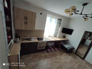 Однокімнатна квартира-студія біля парку Шевченка