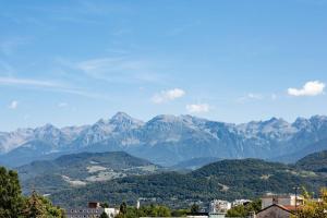Appartements Le Baudelaire - Cosy Studio et Parking a Grenoble : photos des chambres
