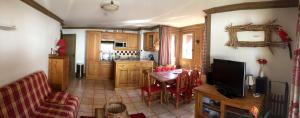 Appartements les 7 laux immobilier chalet B : photos des chambres