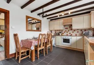 Lambston Cottage - A Pembrokeshire Home Away From Home - Camrose