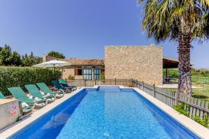Villa Soler de Baix by Sealand Villas