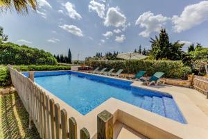 Villa Soler de Baix by Sealand Villas