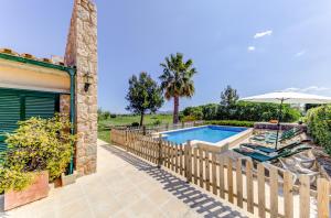Villa Soler de Baix by Sealand Villas