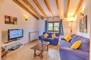 Villa Els Baladres by Sealand Villas