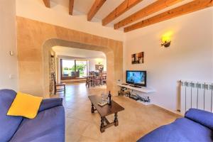 Villa Els Baladres by Sealand Villas