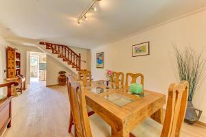 La Plana by Sealand Villas