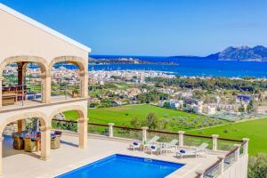 Villa Lux by Sealand Villas