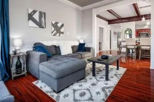 Gladstone Victorian Villa - Clackamas