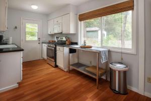 Saltwater Cottage At Gleneden Beach