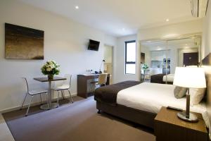 Quest Glen Waverley