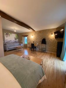 B&B / Chambres d'hotes SALVEO Hebergements : Suite