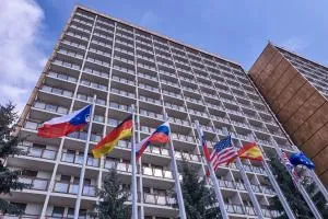 Hotel Krystal - Hostivice