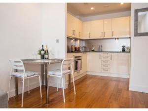 The Most Central Apartment in Cardiff - Pass the Keys