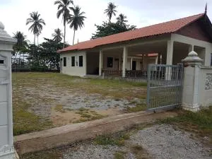 The Kallang House - Kampong Telaga Papan
