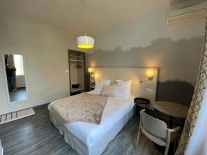 Hotels Hotel Majestic : photos des chambres