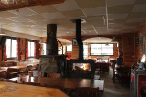 Hotels O CHALET 1700 chalet FFS : photos des chambres