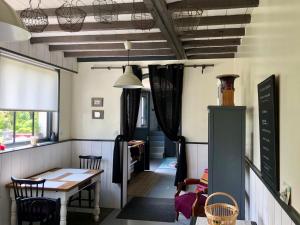 B&B / Chambres d'hotes Le grenier du jardin : photos des chambres