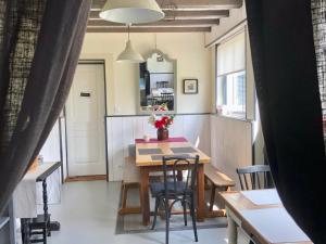 B&B / Chambres d'hotes Le grenier du jardin : photos des chambres