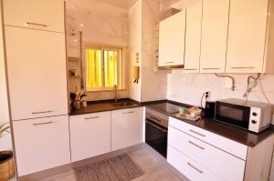 Few Steps to the Beach