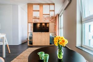 Megi & Greg Apartments