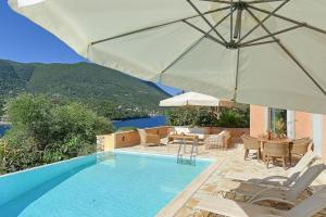 Syvota Villa Sleeps 8 Pool Air Con WiFi Lefkada Greece