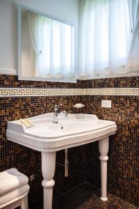 Deluxe Double or Twin Room room in Hotel Aurelia