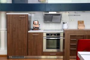 Modern apartment with terrace and air conditioning