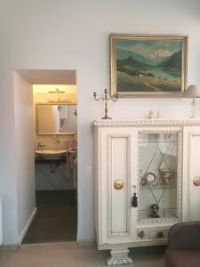 Golden Amber Apartment