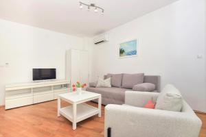 Sunshine Apartment