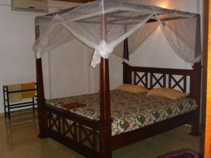 Buddes Beach Restaurant & Guesthouse