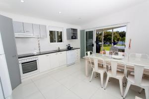 Solitary Islands Resort