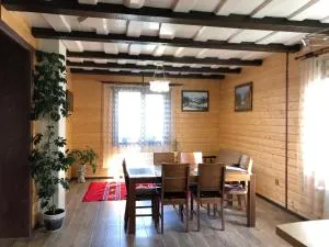 Вербовий двір - Willow Yard - Sherbovtsy