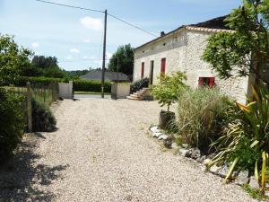 Maisons de vacances Gite les Fleurs : photos des chambres