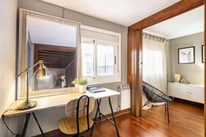 Two-Bedroom Apartment room in ArtBlue Penthouse Eixample Barcelona
