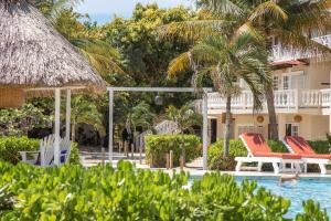 Almond Beach Resort at Jaguar Reef