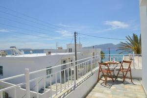 Esperos Seaside Apartment in Adamas, Milos Milos Greece