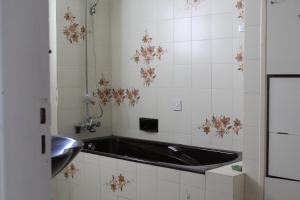 Single Bed in 10-Bed Dormitory Room room in Costas Hostel Action 2