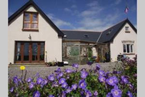 Driftwood Country Apartment