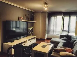 Nuevo apartamento céntrico cerca de San Sebastián - Beizama