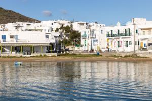 obrázek - Casa Nileas for Cycladic summer living right on the bay and beach!