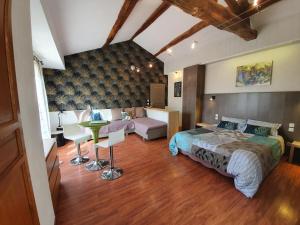 Chambres dHôtes Grange Carrée