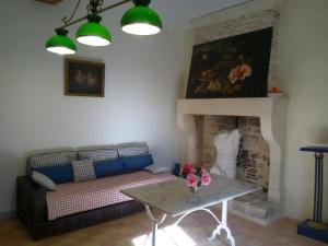 Hotels Chateau De Champdolent : photos des chambres