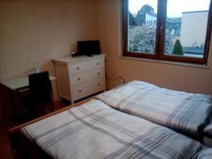 Perchtoldsdorf Schnell-Bahn Bahnhof Liesing