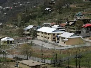 Neelum Valley Hotel - Shāhkot