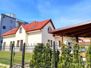 Wiktoria Biały Domek