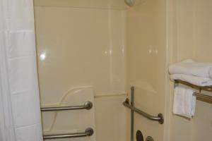 Queen Room with Two Queen Beds - Mobility Access/Non-Smoking room in Travelodge by Wyndham Montgomery East